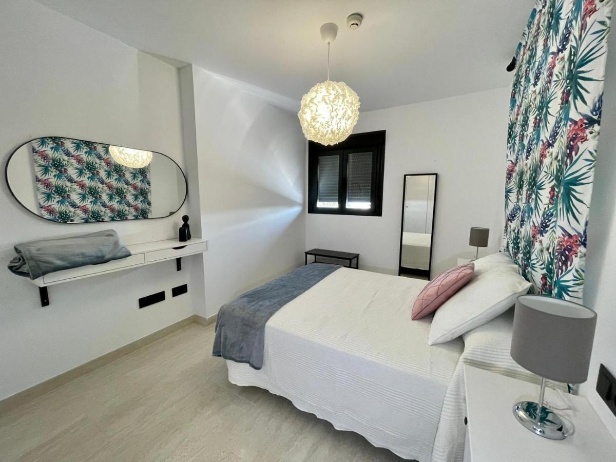 Lhome Cádiz Buitenkant foto