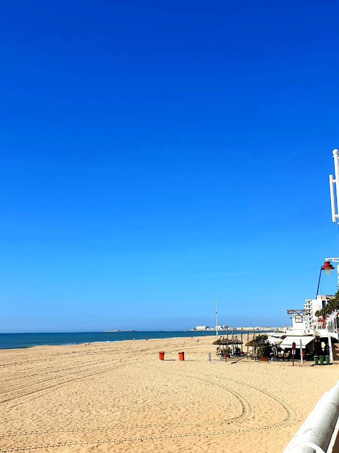 Lhome Cádiz Buitenkant foto